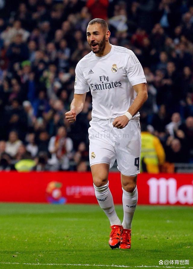 开云中国-拜仁新援奥利塞亮相