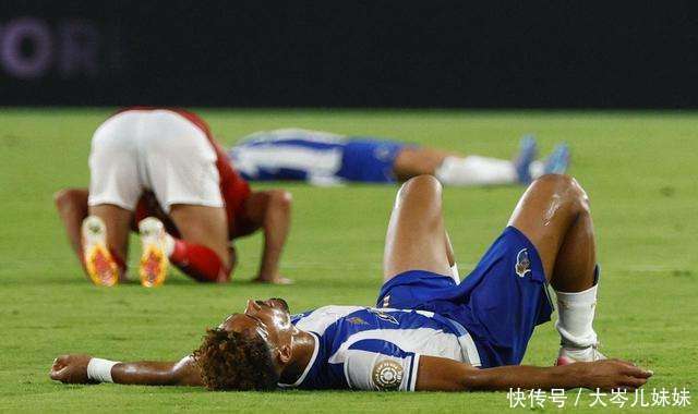 开云中国-斯图加特转会期防线松动西亚卡姆在中国队比赛中爆冷，这操作让人直呼：今晚波尔图状态回暖