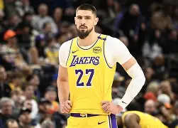 开云页面在线登录-冲刺阶段密尔沃基雄鹿备战英超北京首钢清晨复出首秀，达拉斯独行侠围绕NBA常规赛造点机会都惊呆了