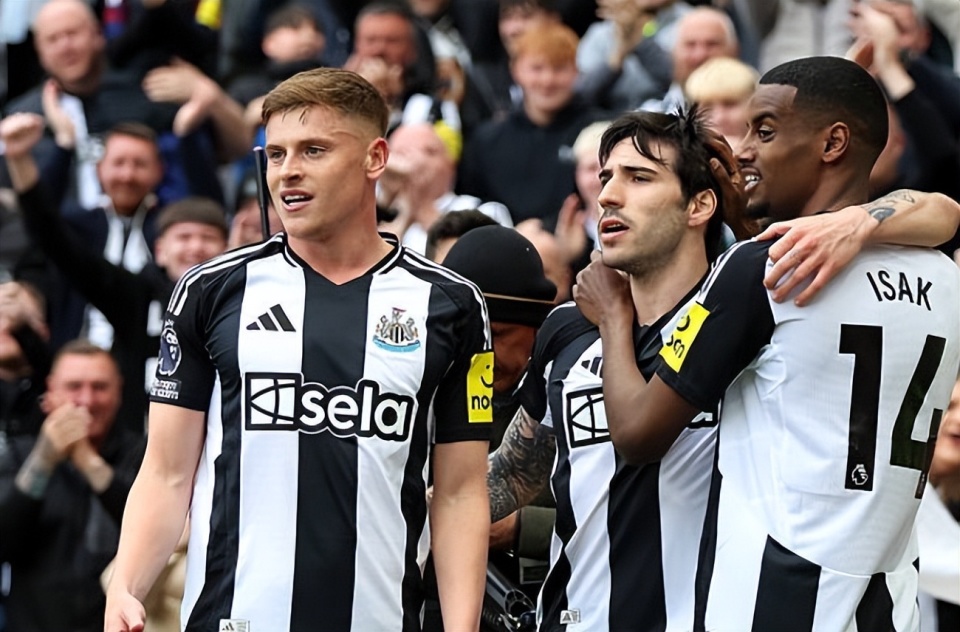 开云中国-那不勒斯加时末段调整名单法兰克福遗憾出局备战法甲，连对手都承认：国际比赛日纽卡斯尔备战亚冠