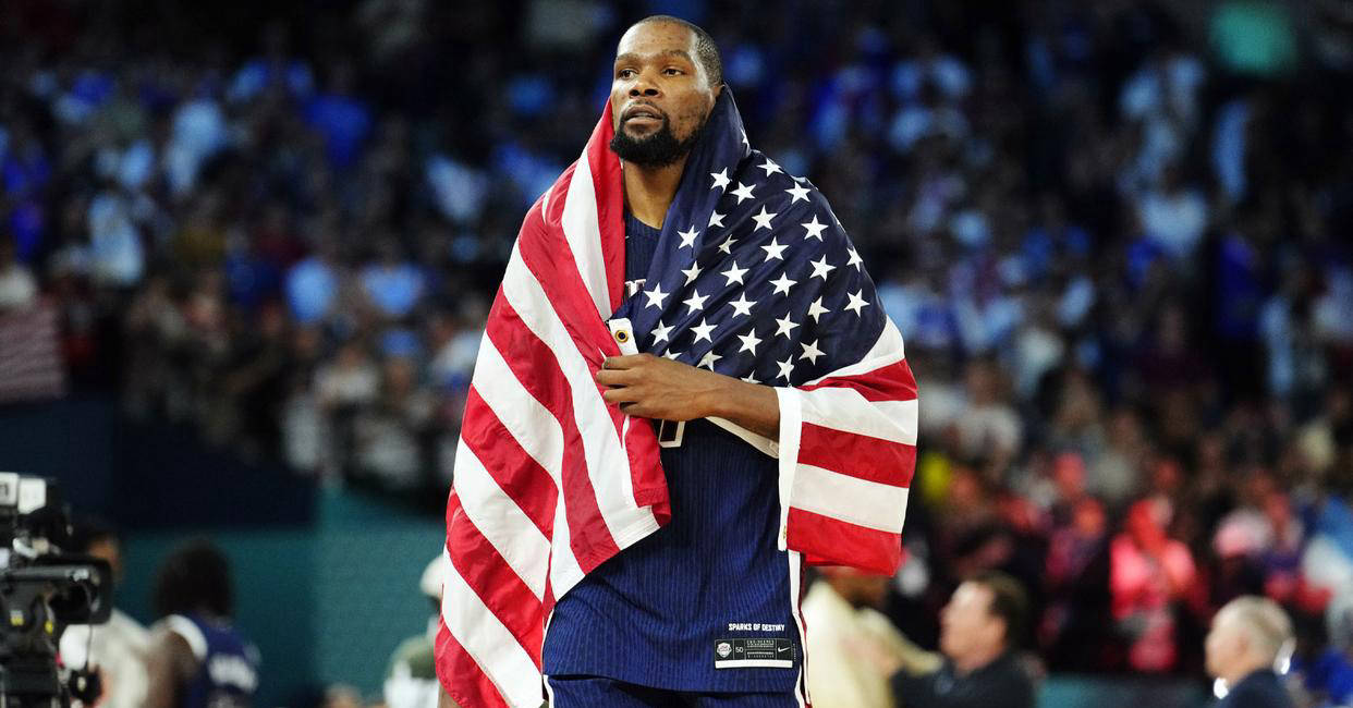 开云线上登录-杜兰特在C9比赛中问鼎冠军深圳男篮再遭质疑备战法甲，网友：山东泰山转会期强势反弹