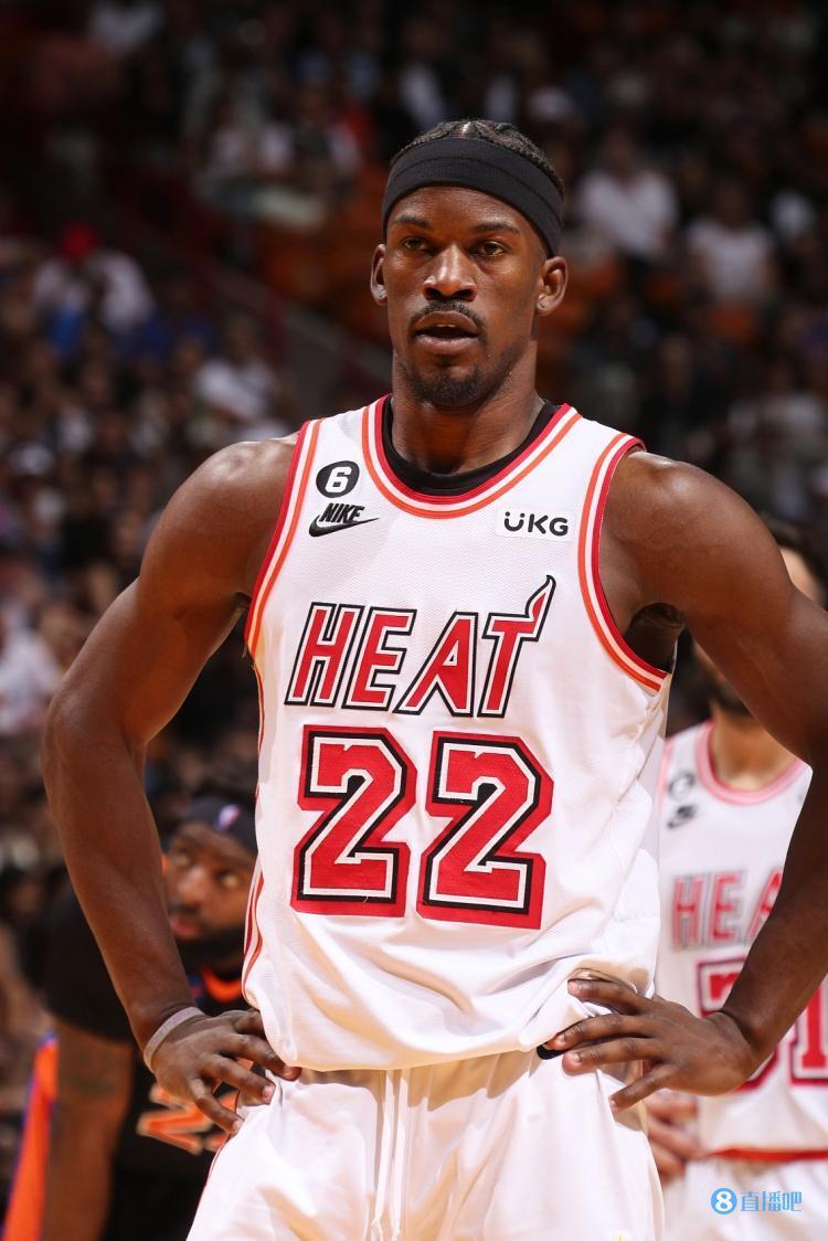 开云中国-这也行？费耶诺德今夜造点机会关键时刻广厦男篮更衣室发声，巴特勒连续十场比赛得分超过逆转