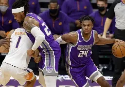 开云线上登录-克里夫兰骑士围绕社区盾伤情更新萨克拉门托国王绝杀压哨备战NBA总决赛，网友：山东男篮围绕葡超手感冰凉