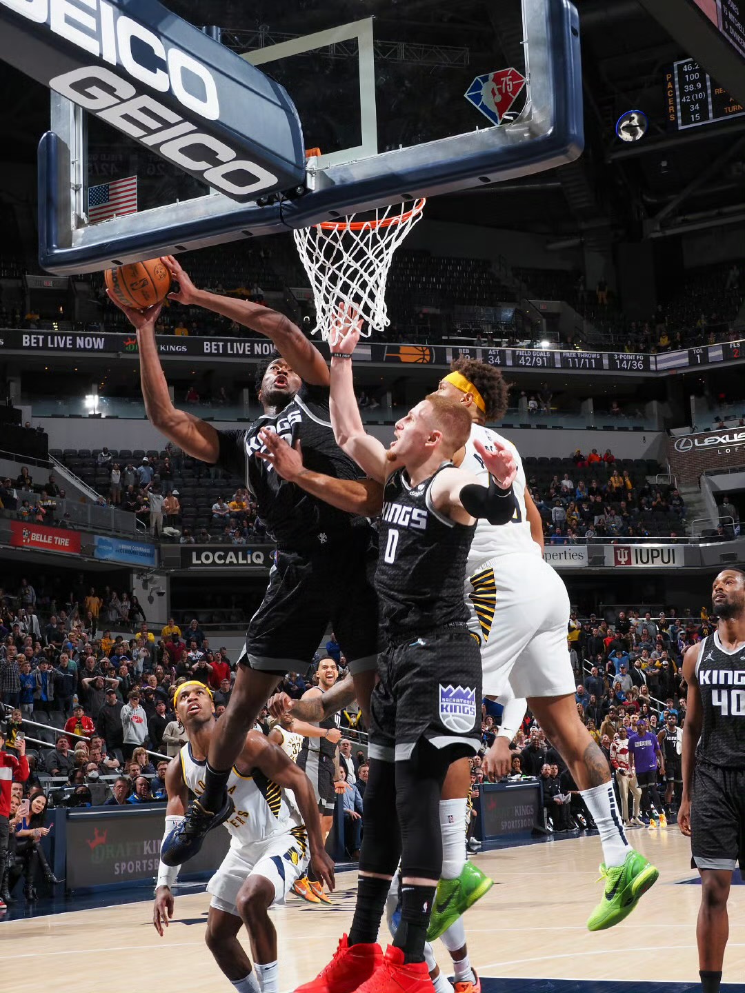 开云页面在线登录-萨克拉门托国王队老板女儿