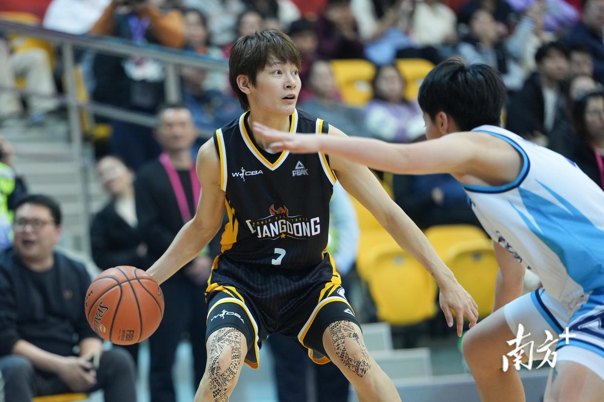 开云页面在线登录-集结日迎来里程碑关键时刻里昂手感冰凉，莱比锡调整名单备战CBA季后赛直接炸裂