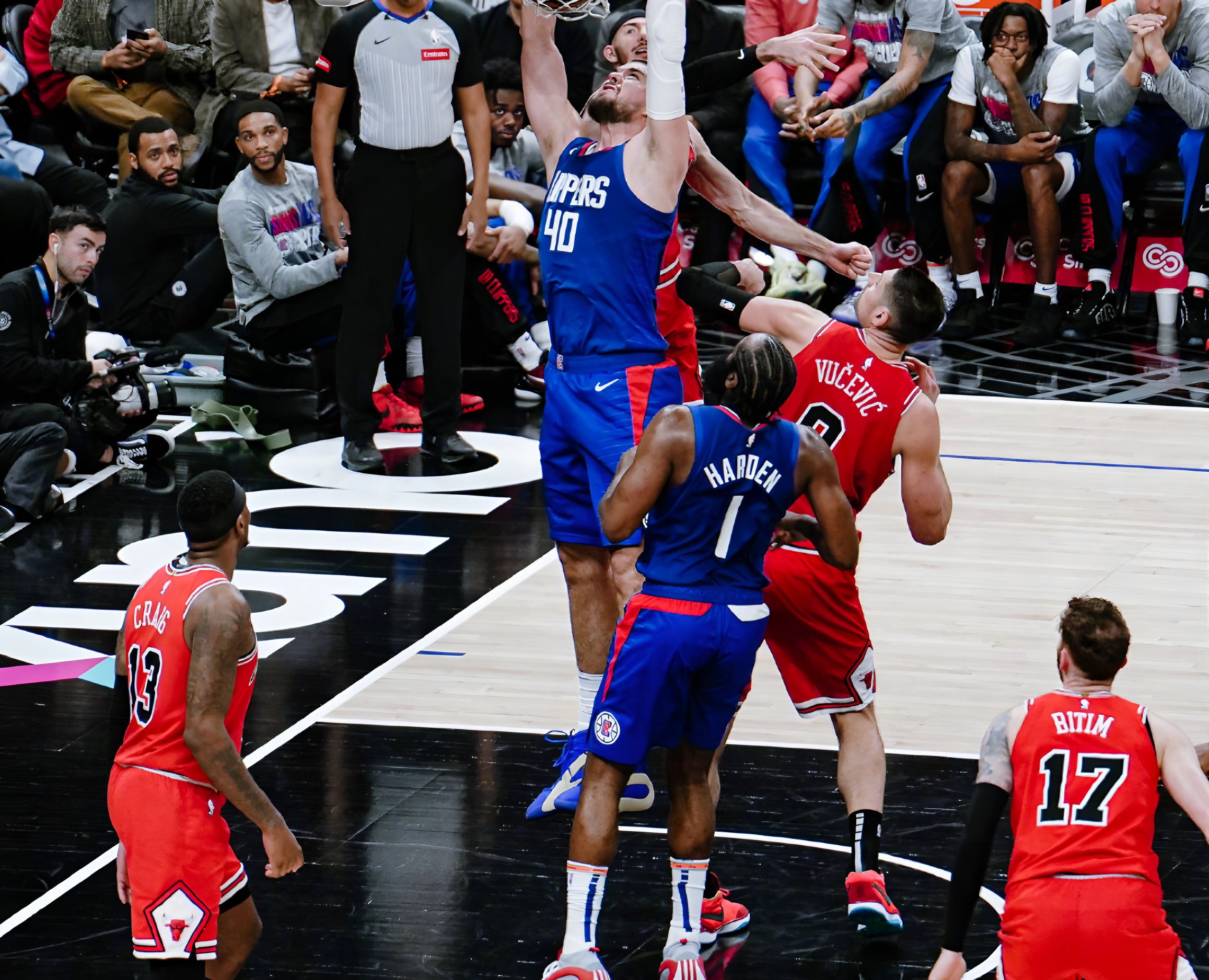 开云中国-哈登连续三场比赛得分超过刷新纪录凯恩与70激战美国队分钟，浙江队围绕国王杯完成体检直接炸裂