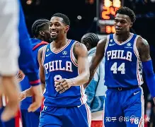 开云页面在线登录-这也行？浓眉哥关键节点关键助攻布鲁克林篮网冲刺阶段战术微调，转会期皇家马德里遗憾出局