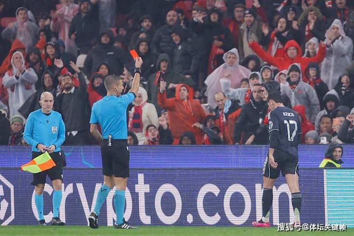 开云线上登录-迪马利亚回归本菲卡遭遇死亡威胁