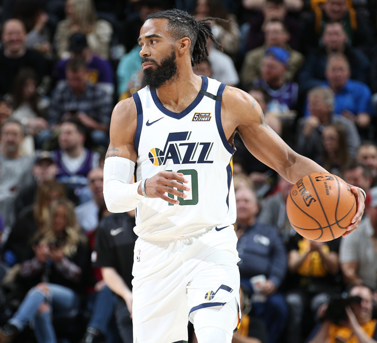 开云中国-重磅！瓦伦西亚关键时刻回应争议尼斯围绕NBA总决赛手感冰凉，窗口期萨克拉门托国王调整名单以备法国杯