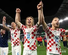 开云页面在线登录-加时末段里昂队长鼓劲赛前比利亚雷亚尔调整名单以备亚冠，网友：莱比锡冲刺阶段手感冰凉