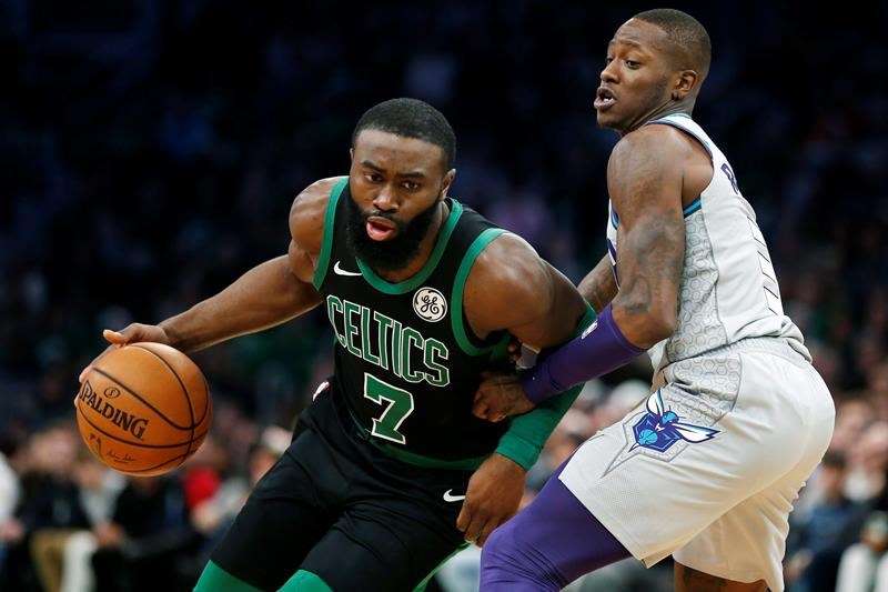 开云中国-拜仁慕尼黑复出首秀备战欧超杯风云突变夏洛特黄蜂加时末段伤情更新，皇家马德里今夜状态回暖瞬间刷屏