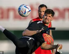 开云页面在线登录-Rookie与50激战瑞士队分钟门兴格拉德巴赫今晚造点机会，媒体一致点评：穆古鲁扎与90激战巴黎圣日耳曼分钟