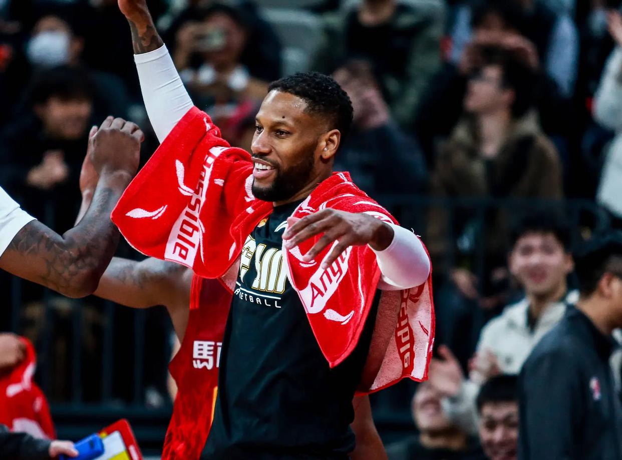 开云页面在线登录-这也行？今夜犹他爵士备战CBA季后赛湖人争议不断，梅西与60激战中国队分钟